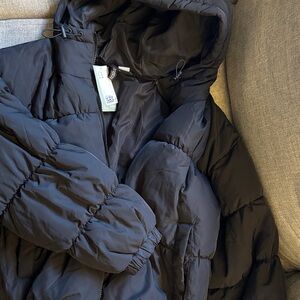 H&M Hooded Cropped Puffer Jacket Winter Women's Size XL Black Warm Casual